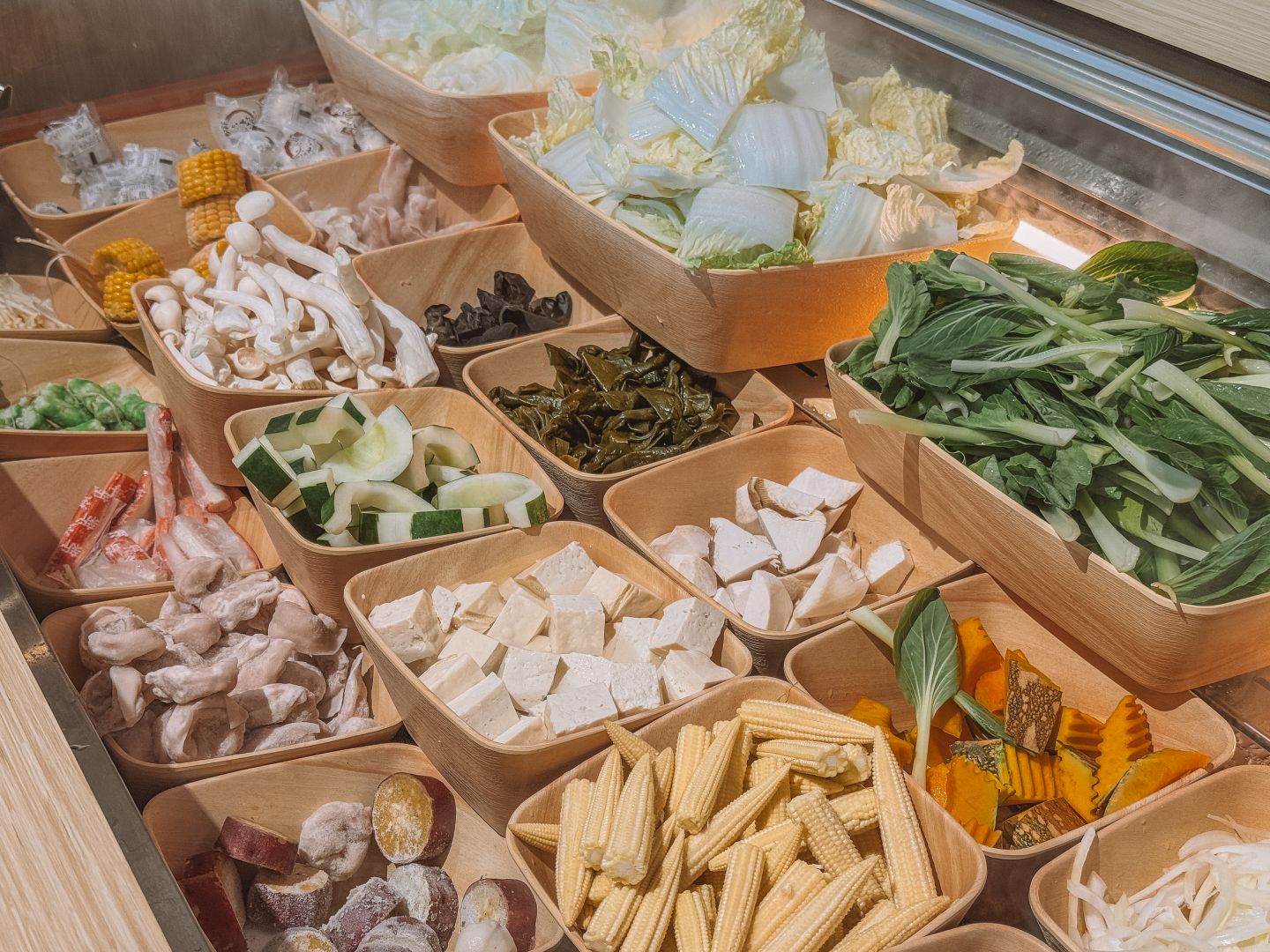 和口田鍋物也改成蔬食區自助吃到飽，宜蘭羅東火鍋推薦 @菲菲吳小姐