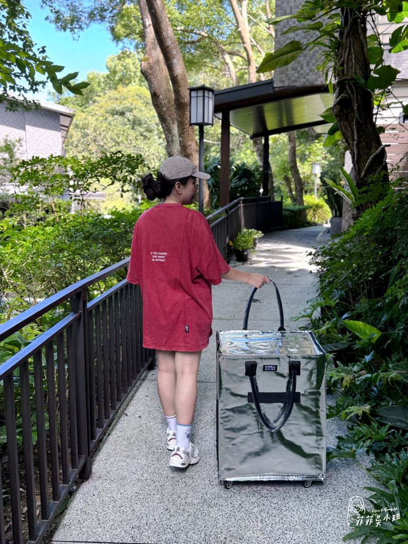 2秒收納滑輪式大購物袋!韓國ON MY OWN | OH!N袋,隨行摺疊推車,旅行、購物居家必備 @菲菲吳小姐 2秒收納滑輪式大購物袋!韓國ON MY OWN | OH!N袋,隨行摺疊推車,旅行、購物居家必備 @菲菲吳小姐