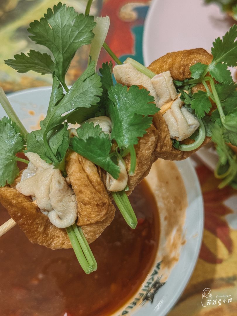 香菜控最愛 宜蘭冬山美食 阿霞ㄟ店一串心 宜蘭特有的銅板小吃 @菲菲吳小姐