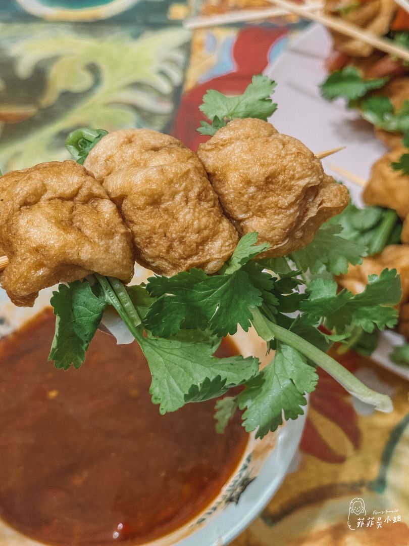 香菜控最愛 宜蘭冬山美食 阿霞ㄟ店一串心 宜蘭特有的銅板小吃 @菲菲吳小姐