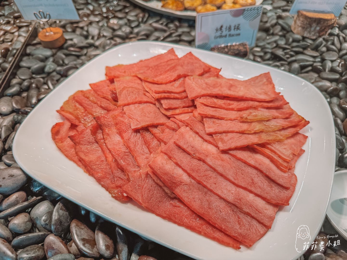 蟬說:霧繞WooRao二訪,露營車-山眠小車,新竹豪華露營 @菲菲吳小姐 蟬說:霧繞WooRao二訪,露營車-山眠小車,新竹豪華露營 @菲菲吳小姐