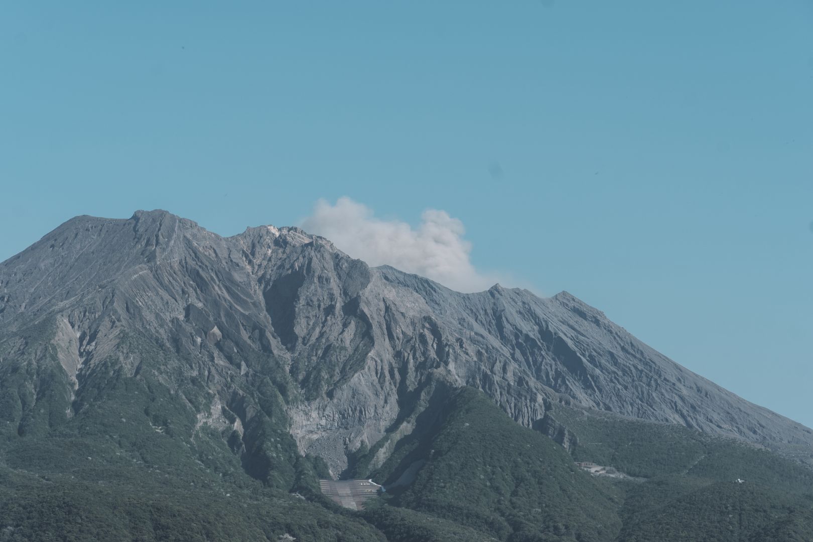 鹿兒島吉野公園，春季賞櫻聖地，眺望壯觀的櫻島火山 @菲菲吳小姐