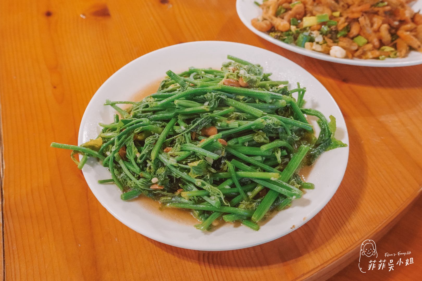 金台灣山莊，溪頭住宿推薦，環境乾淨，山景優美，山菜料理好好吃 @菲菲吳小姐