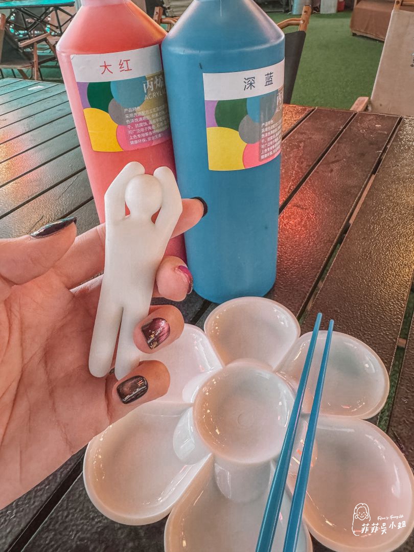 陽明山懶人露營，蟬說：暖硫 一泊二食，暖居露營車+泡湯趣 @菲菲吳小姐